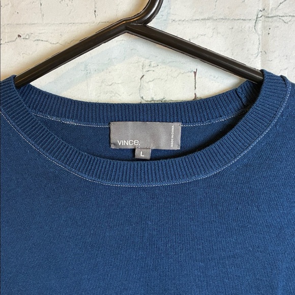 Vince Silk Cashmere Blend Crewneck Sweater Men’s L Blue Elevated Basic Luxury - Picture 2 of 15